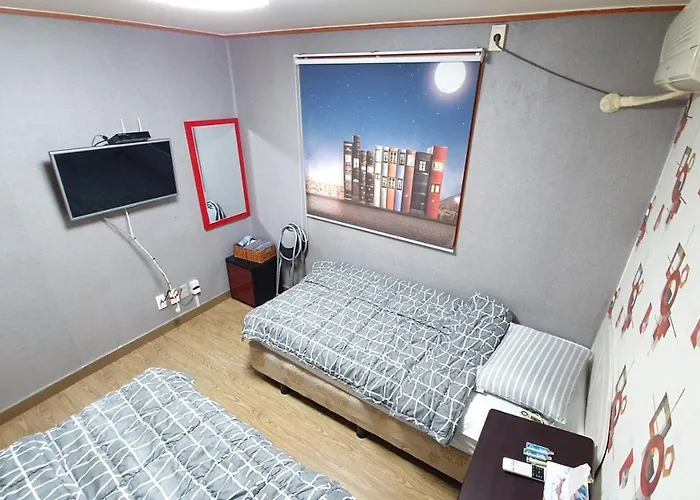 Hostel Hipzy *
