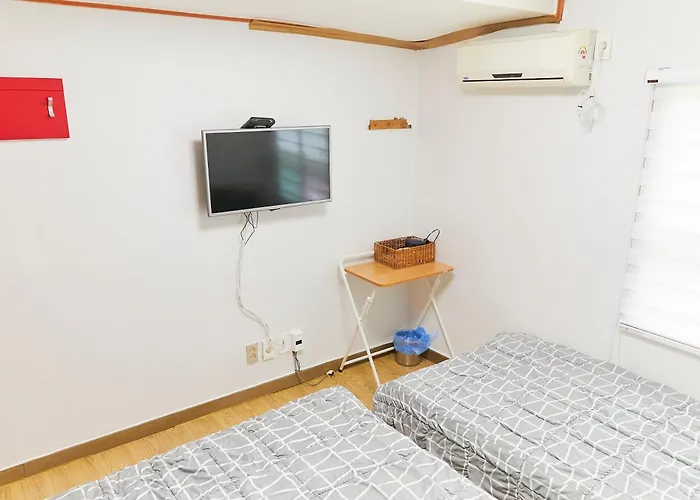 Hostel Hipzy *